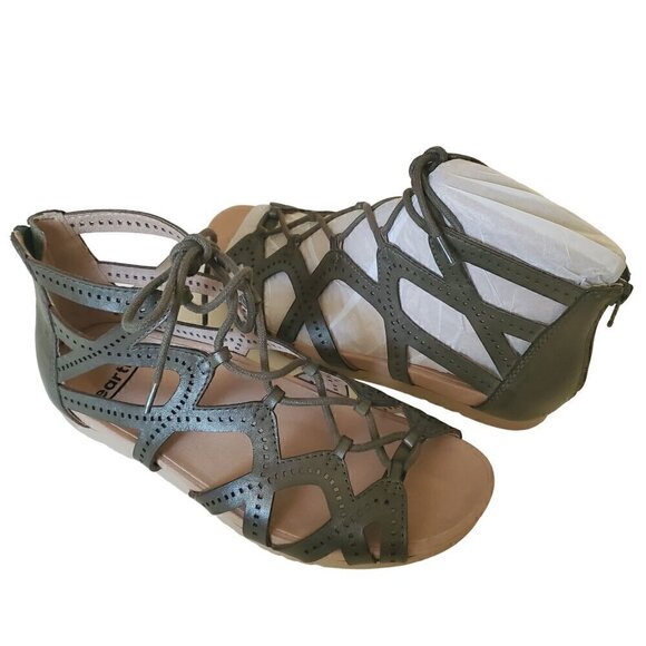 Earth Linden Lehi Green Strappy Sandals, Woman's Leather Sandals - Picture 2 of 6
